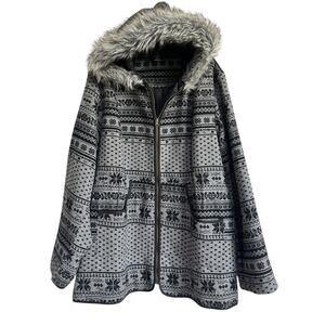 Torrid 4X Nordic Print Hooded Jacket Faux Fur Trim Cozy Winter Coat